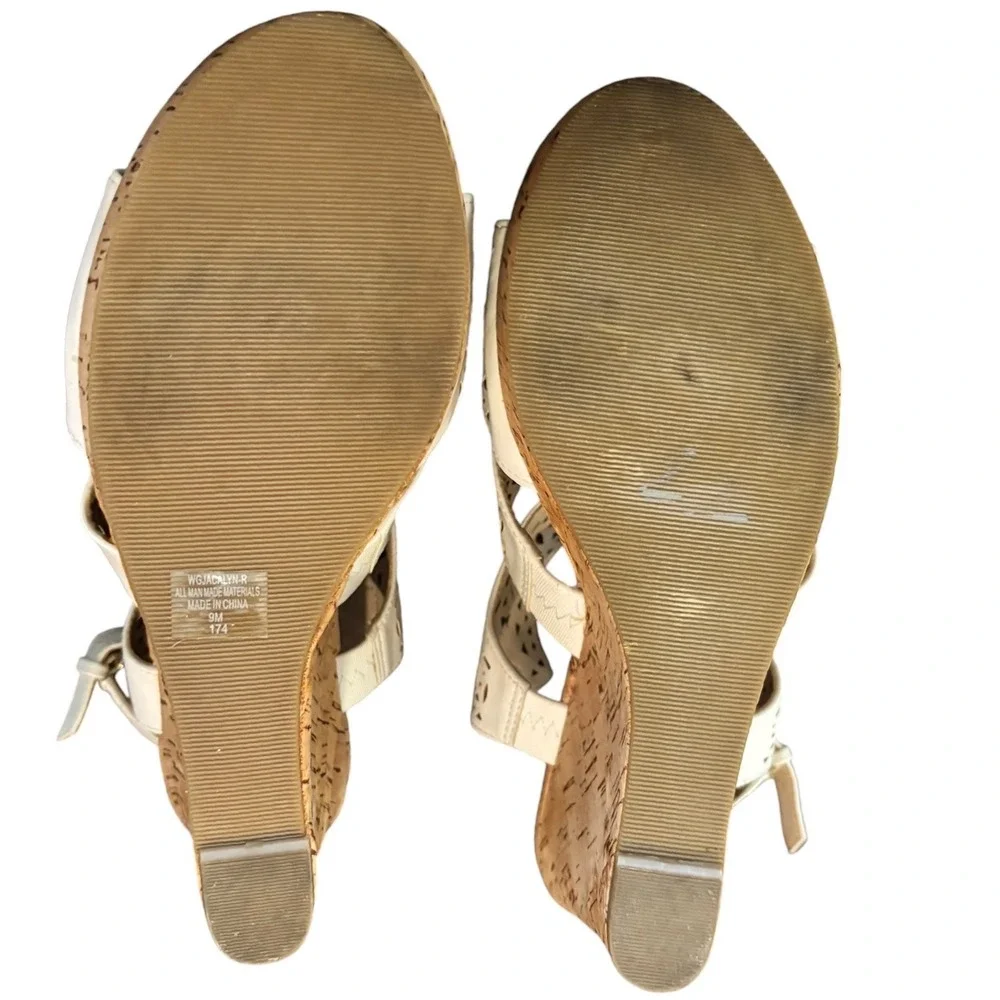Guess Jacalyn-R White Laser Cut Cork Wedge Sandals Womens 9M WG-JACALYN-R Boho